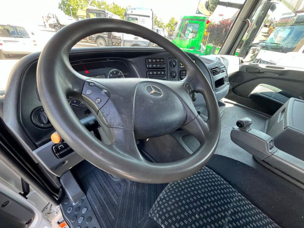 Mercedes-Benz Actros 1841 K 2-Achs Kipper Kran Funk/2xhydr+Gre - Kipper vrachtwagen, Kraanwagen: afbeelding 5 Mercedes-Benz Actros 1841 K 2-Achs Kipper Kran Funk/2xhydr+Gre - Kipper vrachtwagen, Kraanwagen: afbeelding 5