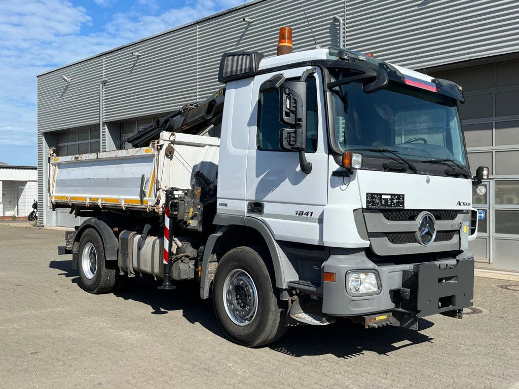 Mercedes-Benz Actros 1841 K 2-Achs Kipper Kran Funk/2xhydr+Gre - Kipper vrachtwagen, Kraanwagen: afbeelding 2 Mercedes-Benz Actros 1841 K 2-Achs Kipper Kran Funk/2xhydr+Gre - Kipper vrachtwagen, Kraanwagen: afbeelding 2