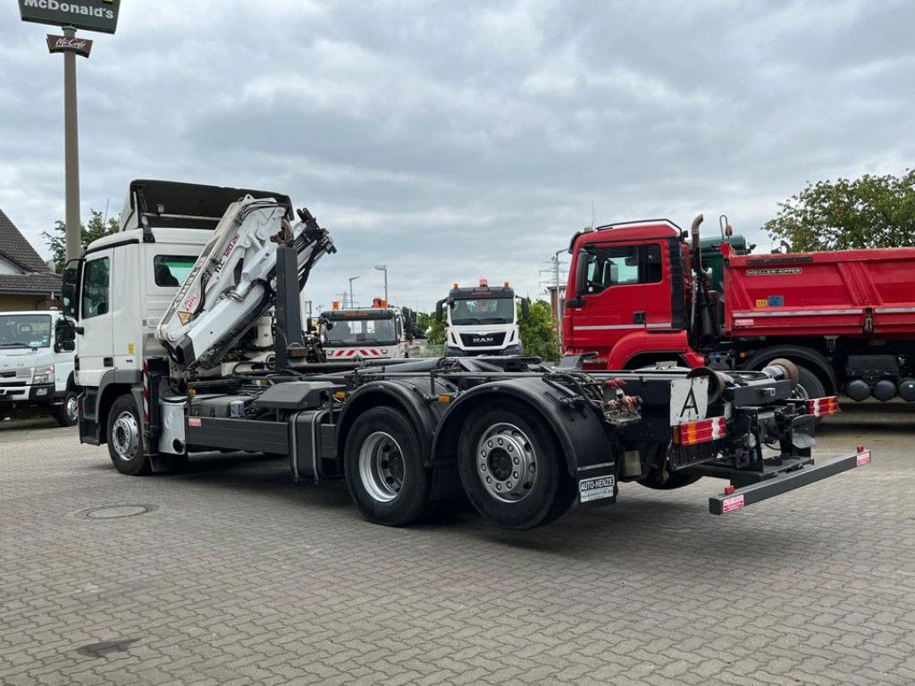 Mercedes-Benz Actros 2541 L6x2 Abrollkipper mit Kran Funk+Grei - Kraanwagen: afbeelding 3 Mercedes-Benz Actros 2541 L6x2 Abrollkipper mit Kran Funk+Grei - Kraanwagen: afbeelding 3