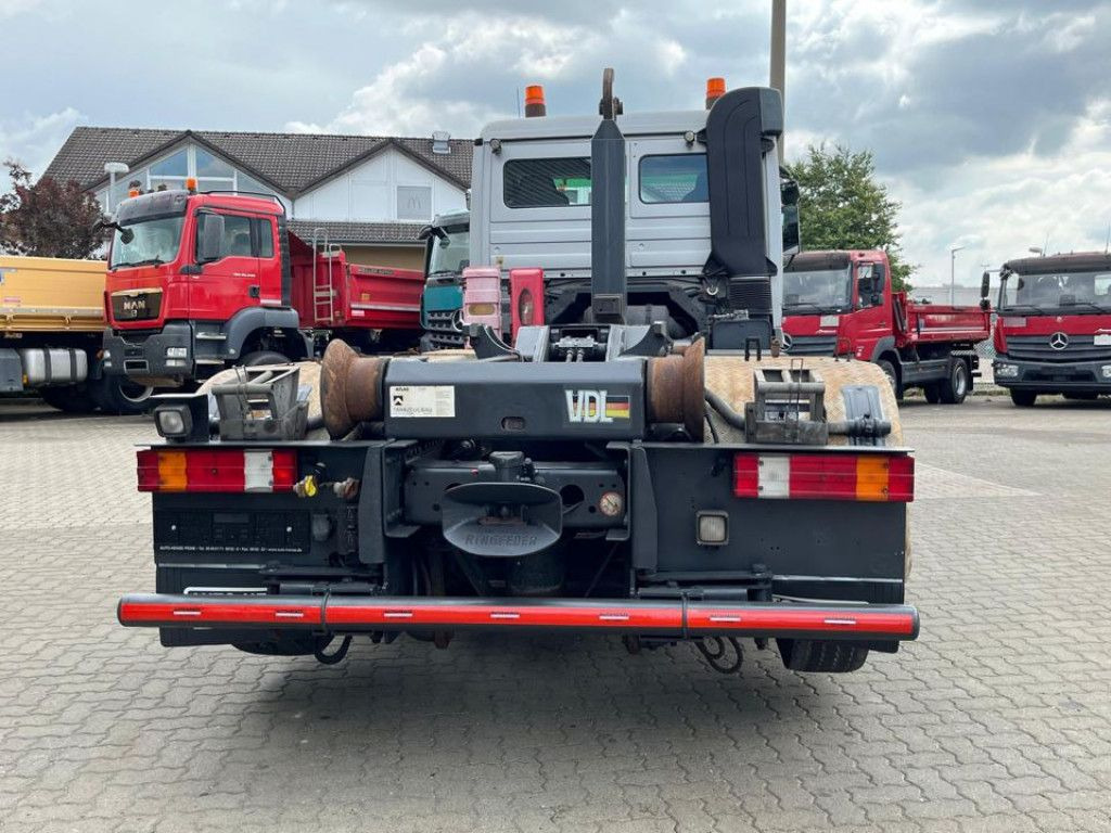 Mercedes-Benz Actros 2641 L 6x2 Abrollkipper 159TKM kuz.Radsta - Haakarmsysteem vrachtwagen: afbeelding 4 Mercedes-Benz Actros 2641 L 6x2 Abrollkipper 159TKM kuz.Radsta - Haakarmsysteem vrachtwagen: afbeelding 4