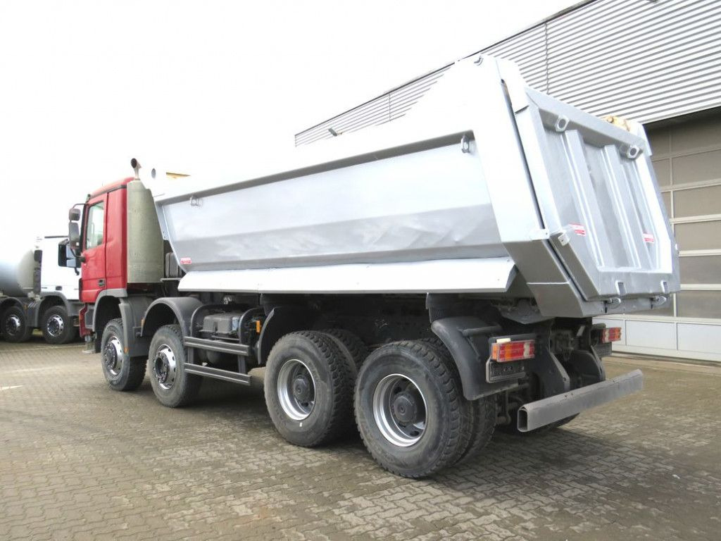 Mercedes-Benz Actros 4141 8x6 4 Achs Muldenkipper Kupplung, 1. - Kipper vrachtwagen: afbeelding 3 Mercedes-Benz Actros 4141 8x6 4 Achs Muldenkipper Kupplung, 1. - Kipper vrachtwagen: afbeelding 3