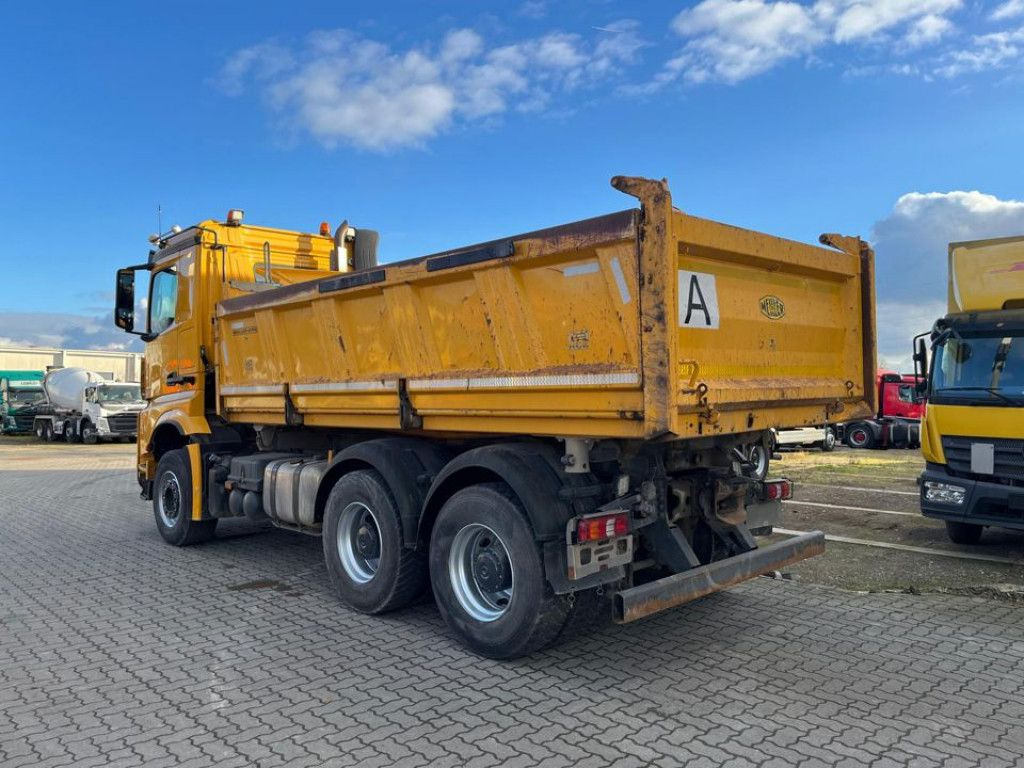 Mercedes-Benz Arocs 2663 6x4 3-Achs Kipper Meiller Bordmatik - Kipper vrachtwagen: afbeelding 3 Mercedes-Benz Arocs 2663 6x4 3-Achs Kipper Meiller Bordmatik - Kipper vrachtwagen: afbeelding 3