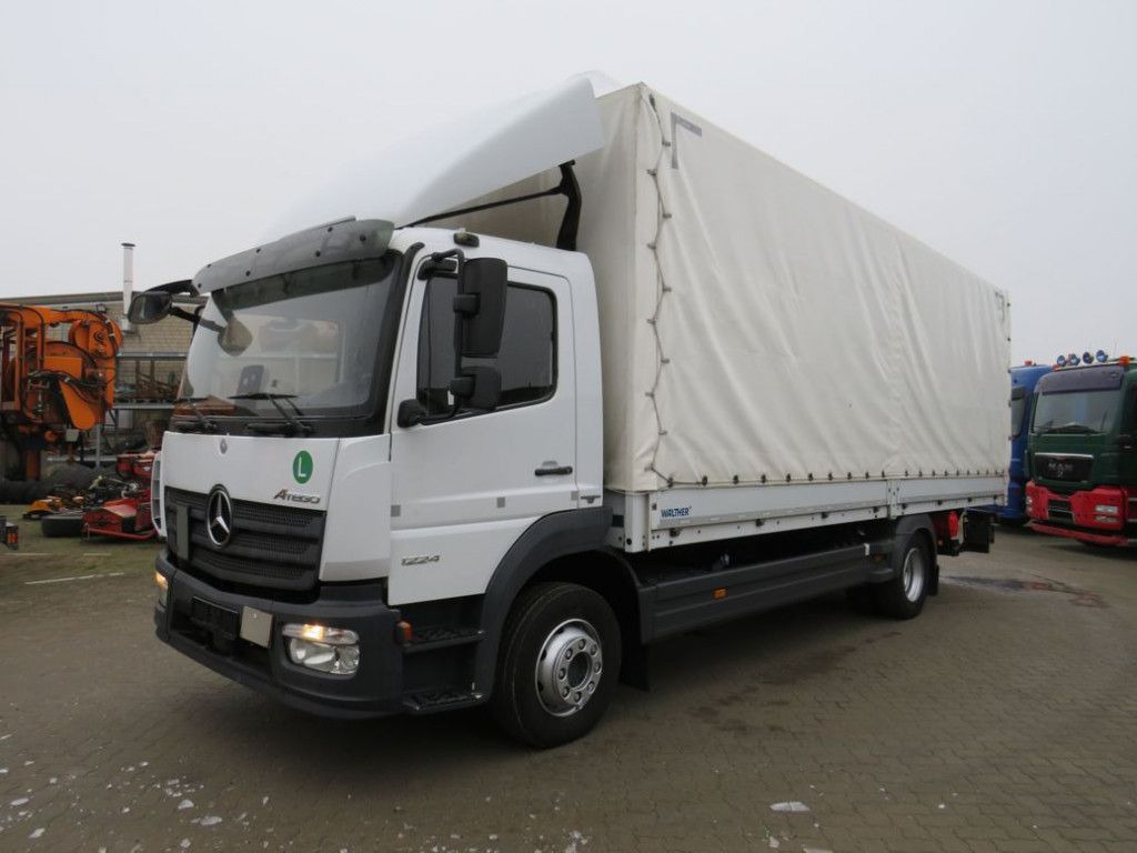 Mercedes-Benz Atego 1224 L Pritsche LBW LBW 1.5to - Schuifzeilen vrachtwagen: afbeelding 2 Mercedes-Benz Atego 1224 L Pritsche LBW LBW 1.5to - Schuifzeilen vrachtwagen: afbeelding 2