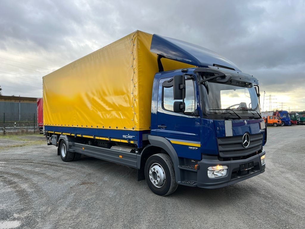 Mercedes-Benz Atego 1527 L Pritsche LBW LBW 1.5 to - Schuifzeilen vrachtwagen: afbeelding 2 Mercedes-Benz Atego 1527 L Pritsche LBW LBW 1.5 to - Schuifzeilen vrachtwagen: afbeelding 2