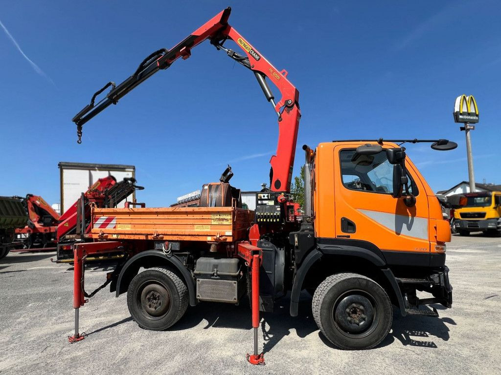 Mercedes-Benz Unimog U20 2-Achs Allradkipper Kran Palfinger Kr - Kipper vrachtwagen, Kraanwagen: afbeelding 3 Mercedes-Benz Unimog U20 2-Achs Allradkipper Kran Palfinger Kr - Kipper vrachtwagen, Kraanwagen: afbeelding 3