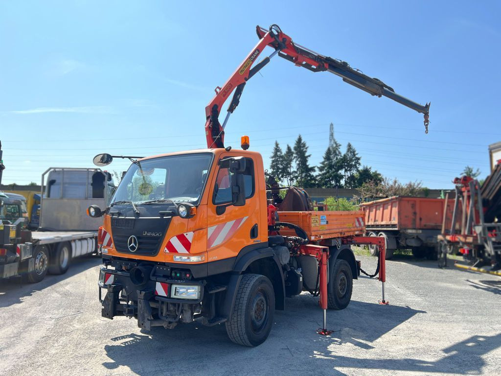 Mercedes-Benz Unimog U20 2-Achs Allradkipper Kran Palfinger Kr - Kipper vrachtwagen, Kraanwagen: afbeelding 1 Mercedes-Benz Unimog U20 2-Achs Allradkipper Kran Palfinger Kr - Kipper vrachtwagen, Kraanwagen: afbeelding 1