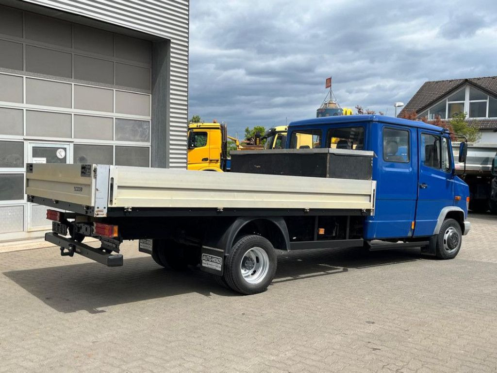 Mercedes-Benz Vario 614 D Pritsche Doppelkabine LKW Motor 4.3 - Bestelwagen open laadbak, Bestelwagen met dubbele cabine: afbeelding 4 Mercedes-Benz Vario 614 D Pritsche Doppelkabine LKW Motor 4.3 - Bestelwagen open laadbak, Bestelwagen met dubbele cabine: afbeelding 4