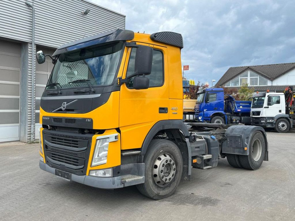 Volvo FM 410 4x2 SZM 6796 KG Leergewicht - Trekker: afbeelding 1 Volvo FM 410 4x2 SZM 6796 KG Leergewicht - Trekker: afbeelding 1