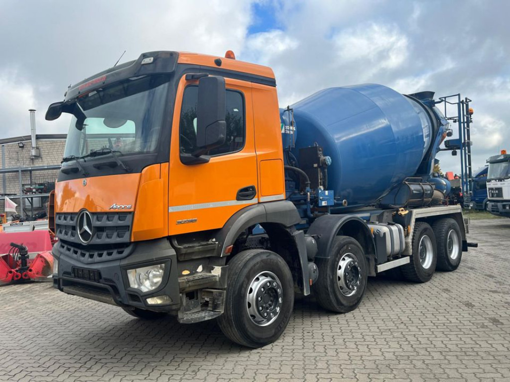 MERCEDES-BENZ Arocs 3236 8x4 Betonmischer Deutsch Top AP Achsen - Vrachtwagen: afbeelding 1 MERCEDES-BENZ Arocs 3236 8x4 Betonmischer Deutsch Top AP Achsen - Vrachtwagen: afbeelding 1