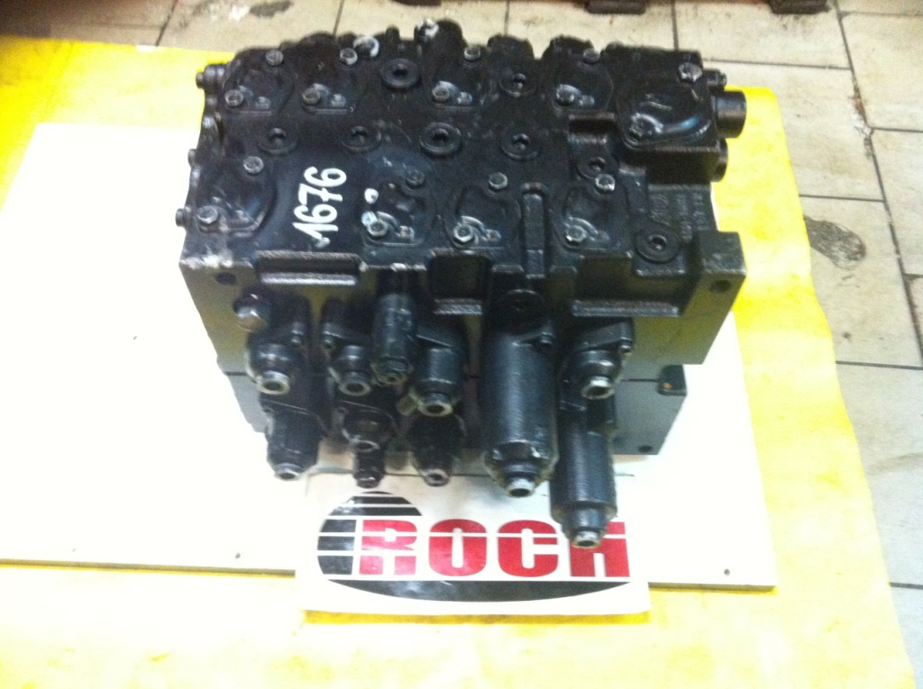 KOBELCO LB30V00014F1 33170-4535 33170-4538 - 10 SEKCYJNY - Hydraulische klep voor Bouwmachine: afbeelding 1 KOBELCO LB30V00014F1 33170-4535 33170-4538 - 10 SEKCYJNY - Hydraulische klep voor Bouwmachine: afbeelding 1