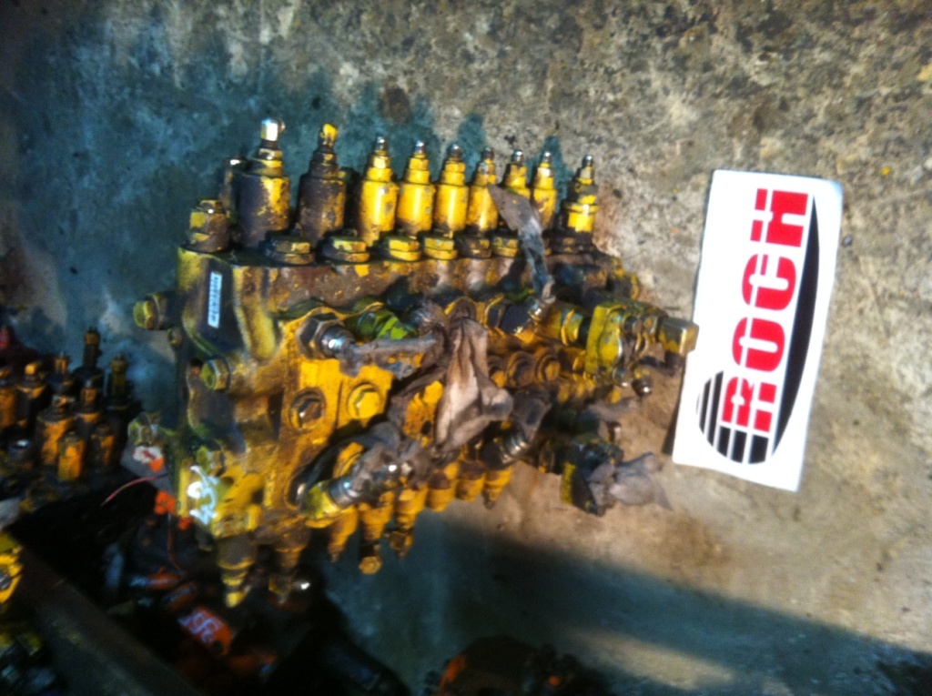 KOMATSU CCG30458 723-36-11110 - 8 SEKCYJNY - Hydraulische klep voor Mobiele graafmachine: afbeelding 1 KOMATSU CCG30458 723-36-11110 - 8 SEKCYJNY - Hydraulische klep voor Mobiele graafmachine: afbeelding 1