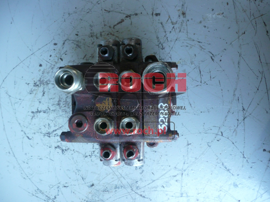 REXROTH ROZDZIELACZ DO HYUNDAI 130-3 ROBEX - 2 SEKCYJNY - Hydraulische klep: afbeelding 1 REXROTH ROZDZIELACZ DO HYUNDAI 130-3 ROBEX - 2 SEKCYJNY - Hydraulische klep: afbeelding 1