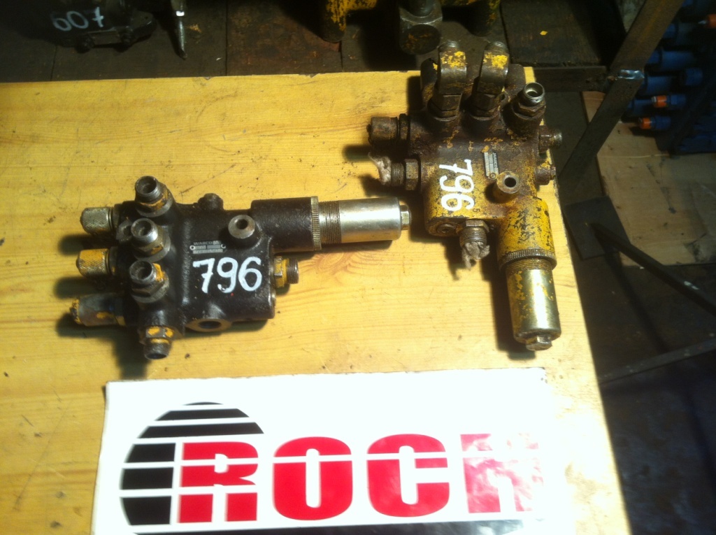 WABCO 0034773970170 477397 0126 - Hydraulische klep voor Bouwmachine: afbeelding 1 WABCO 0034773970170 477397 0126 - Hydraulische klep voor Bouwmachine: afbeelding 1