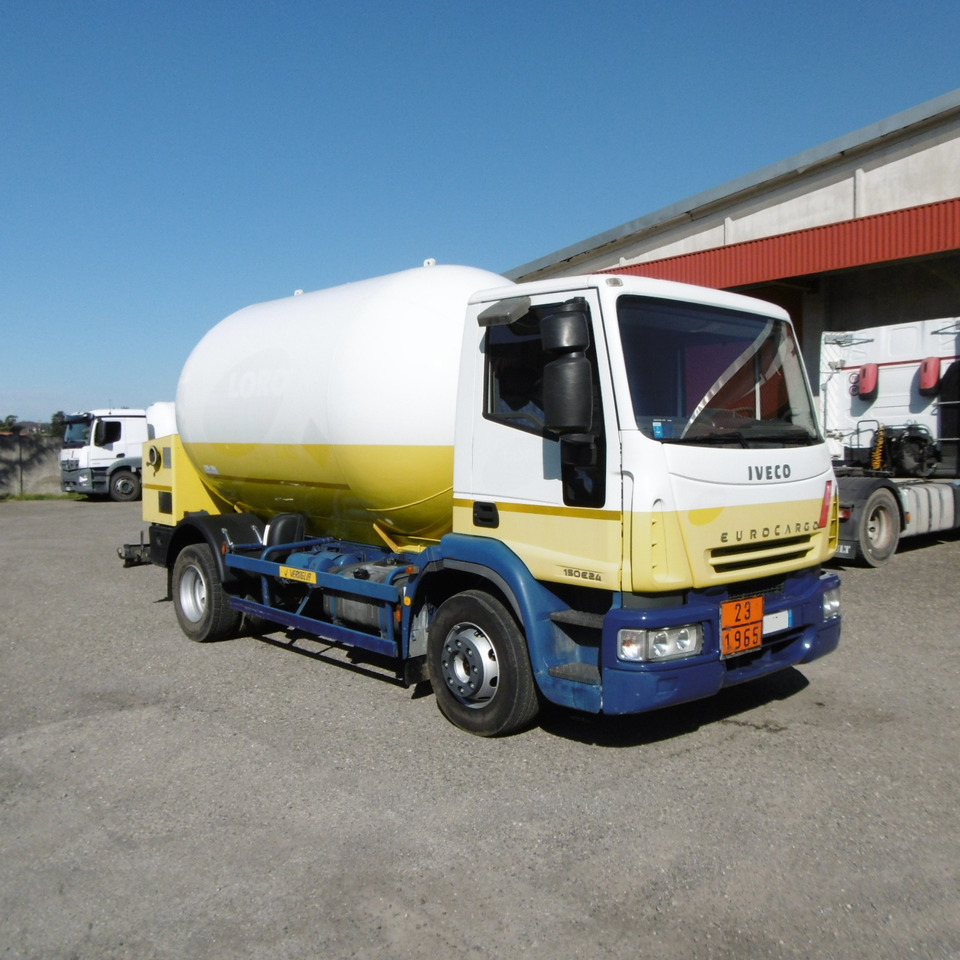 IVECO 150.24 - Tankwagen: afbeelding 1 IVECO 150.24 - Tankwagen: afbeelding 1