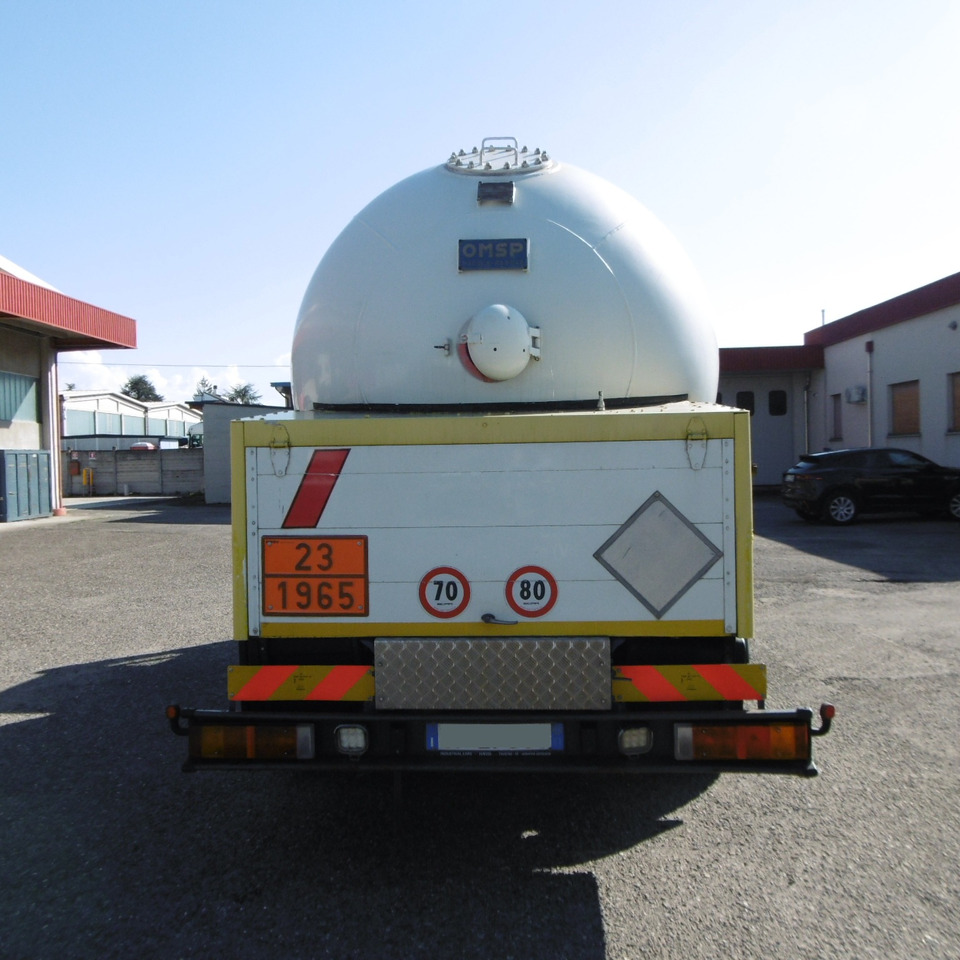 IVECO 150.24 - Tankwagen: afbeelding 2 IVECO 150.24 - Tankwagen: afbeelding 2