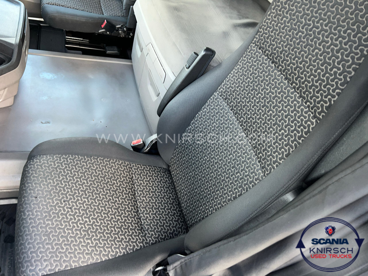 SCANIA R450A4X2NA PTO ADR FL - Trekker: afbeelding 4 SCANIA R450A4X2NA PTO ADR FL - Trekker: afbeelding 4