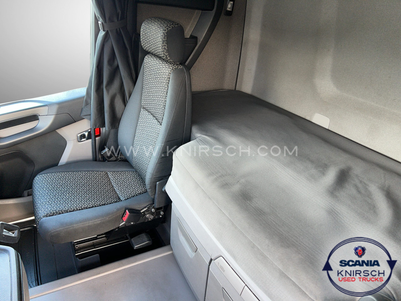 SCANIA R450A4X2NA PTO ADR FL - Trekker: afbeelding 5 SCANIA R450A4X2NA PTO ADR FL - Trekker: afbeelding 5
