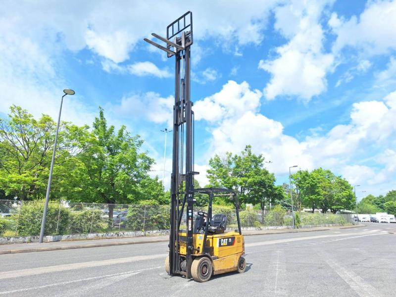 Caterpillar EP25KP - Elektrische heftruck: afbeelding 4 Caterpillar EP25KP - Elektrische heftruck: afbeelding 4