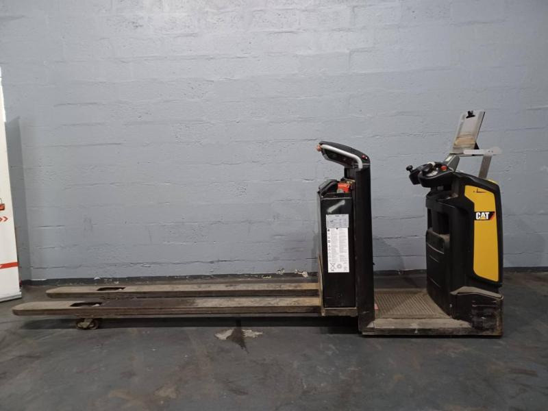 Caterpillar NO20NE - Orderverzameltruck: afbeelding 2 Caterpillar NO20NE - Orderverzameltruck: afbeelding 2