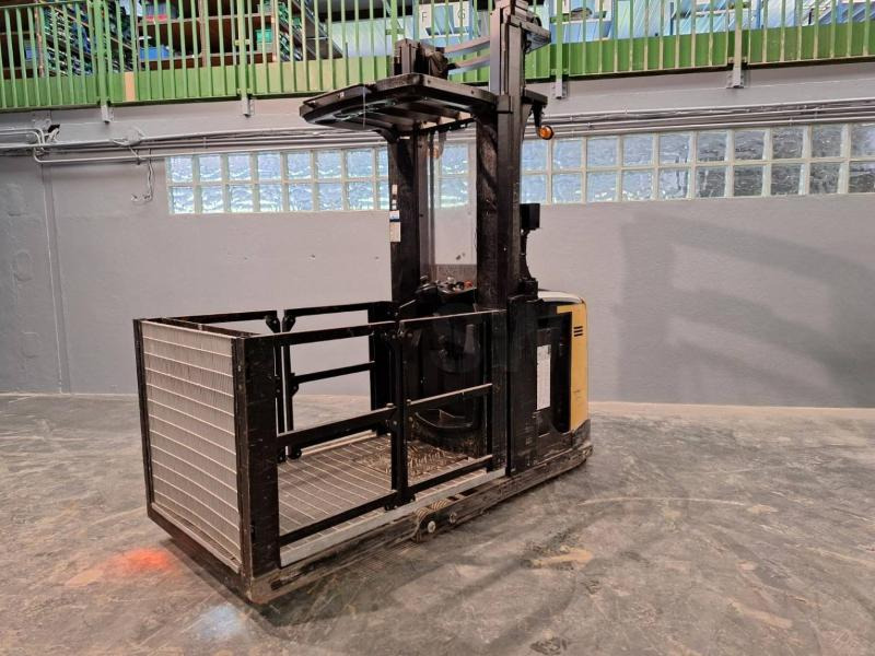 Caterpillar NOH10N - Orderverzameltruck: afbeelding 2 Caterpillar NOH10N - Orderverzameltruck: afbeelding 2