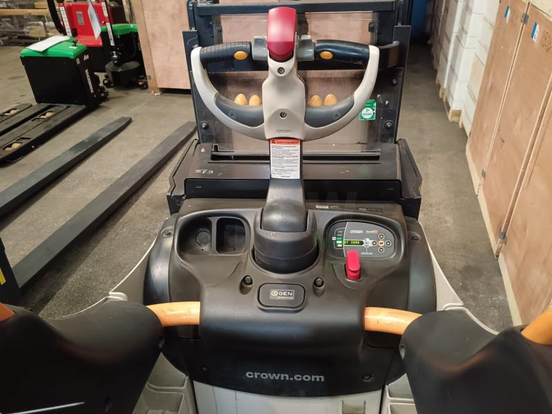 Crown DT3040 2.0 - Stapelaar: afbeelding 4 Crown DT3040 2.0 - Stapelaar: afbeelding 4