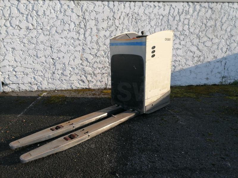 Crown RT4000 - Palletwagen: afbeelding 1 Crown RT4000 - Palletwagen: afbeelding 1