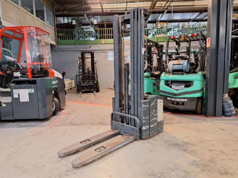 Crown WE2300-16 - Stapelaar: afbeelding 2 Crown WE2300-16 - Stapelaar: afbeelding 2