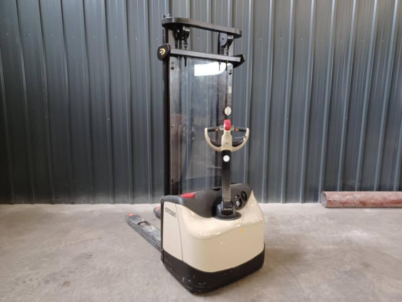 Crown WF3000-1.0FT - Stapelaar: afbeelding 5 Crown WF3000-1.0FT - Stapelaar: afbeelding 5
