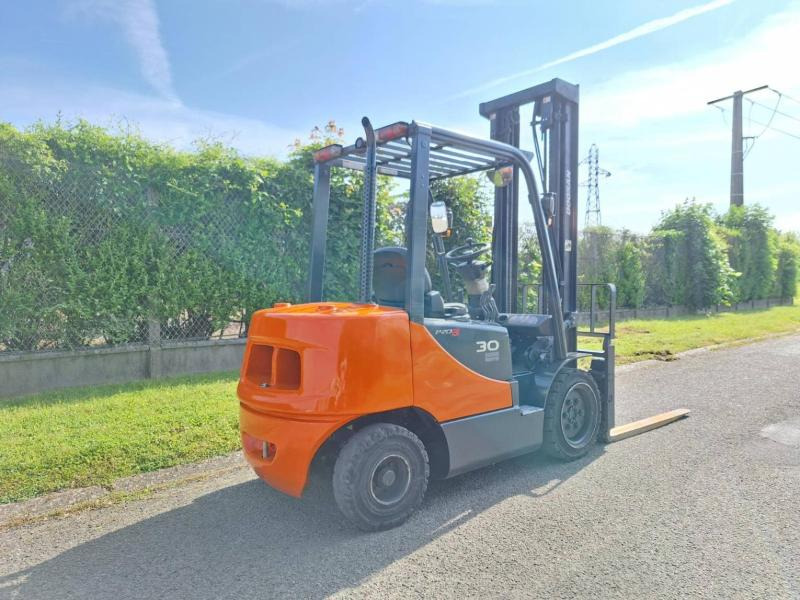 Doosan D30S 5 - Diesel heftruck: afbeelding 5 Doosan D30S 5 - Diesel heftruck: afbeelding 5