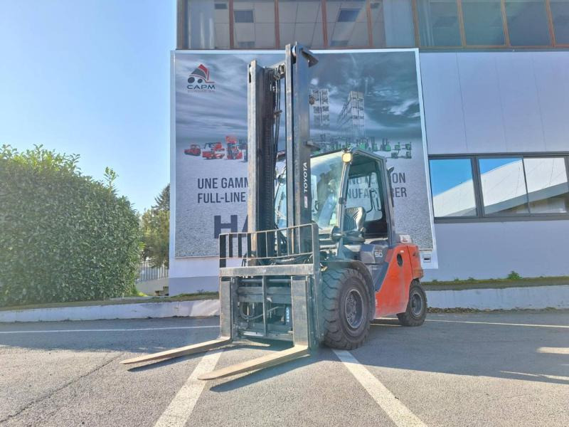 Toyota 408 FD45 N - Diesel heftruck: afbeelding 1 Toyota 408 FD45 N - Diesel heftruck: afbeelding 1