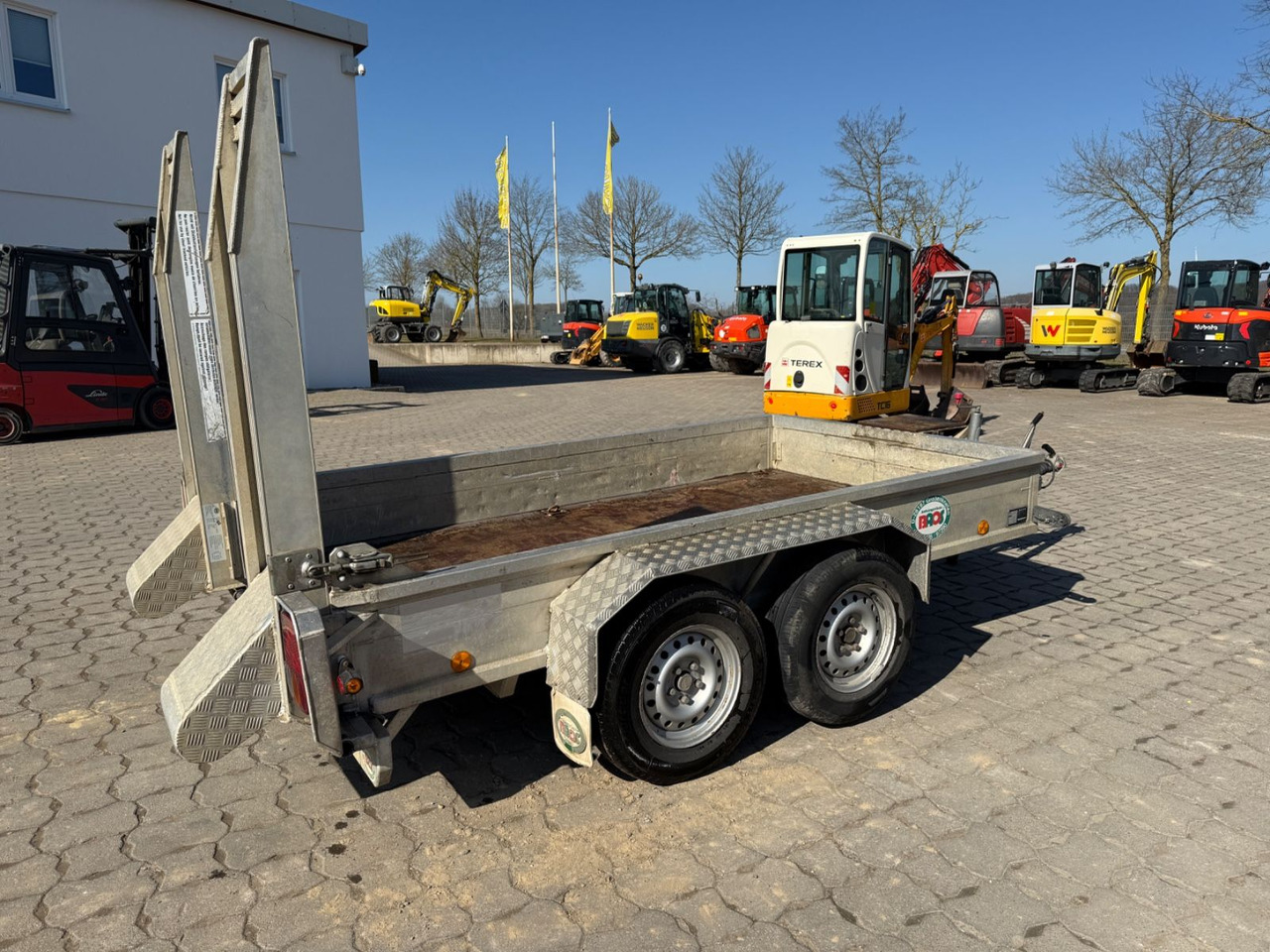 BAOS M303116, Baumaschinen Transportanhänger 3 t - Dieplader aanhangwagen: afbeelding 2 BAOS M303116, Baumaschinen Transportanhänger 3 t - Dieplader aanhangwagen: afbeelding 2
