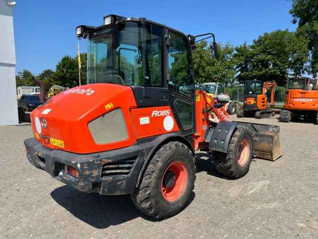 Kubota R 085, Bj 19, 1950 BH, SWE, Schaufel, Gabel - Wiellader: afbeelding 4 Kubota R 085, Bj 19, 1950 BH, SWE, Schaufel, Gabel - Wiellader: afbeelding 4
