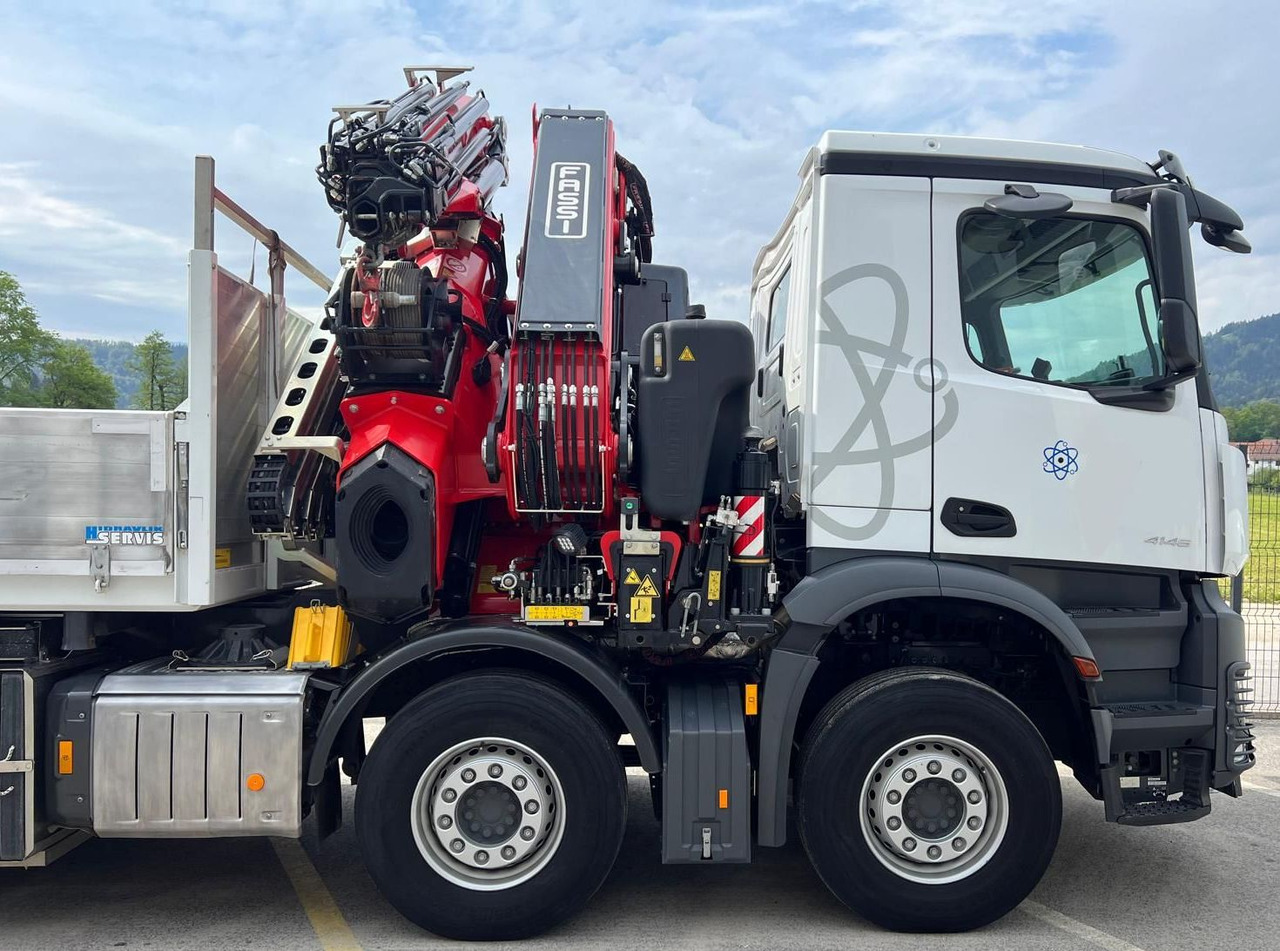 MERCEDES-BENZ Hiab Palfinger Fassi F990-8 JIB-6 - Kraanwagen: afbeelding 2 MERCEDES-BENZ Hiab Palfinger Fassi F990-8 JIB-6 - Kraanwagen: afbeelding 2