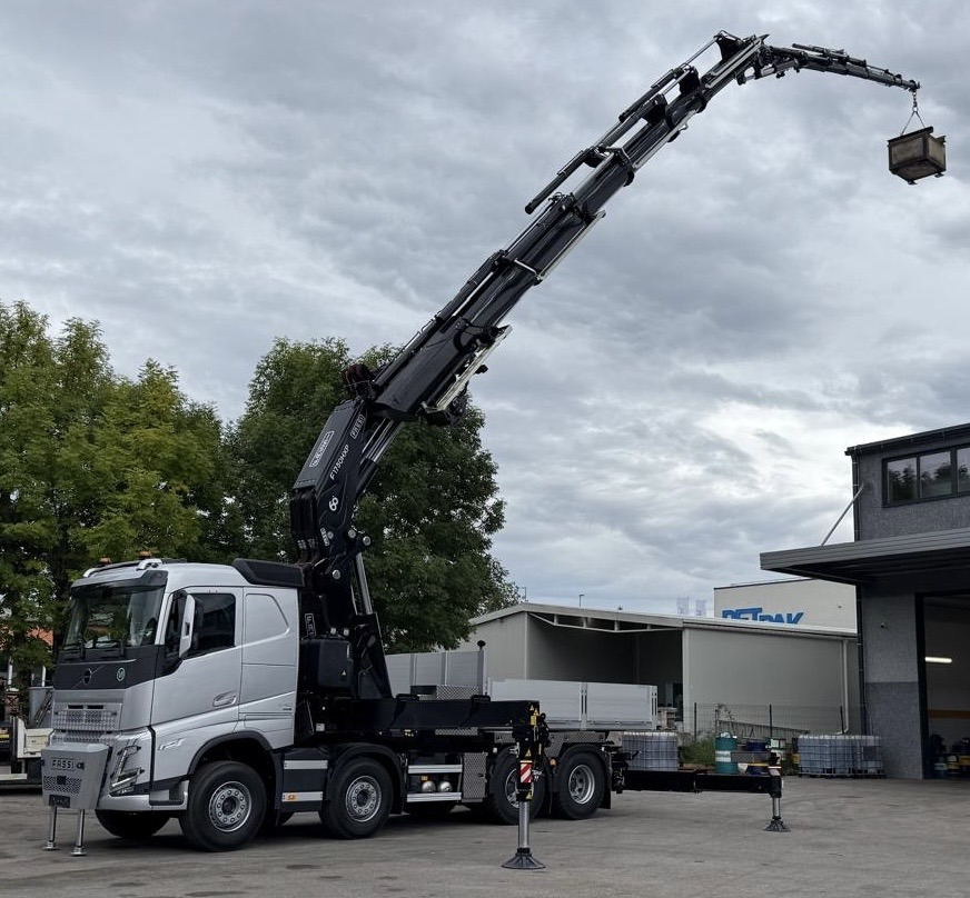VOLVO Fassi F1750-8 JIB-6 Hiab Palfinger - Kraanwagen: afbeelding 3 VOLVO Fassi F1750-8 JIB-6 Hiab Palfinger - Kraanwagen: afbeelding 3