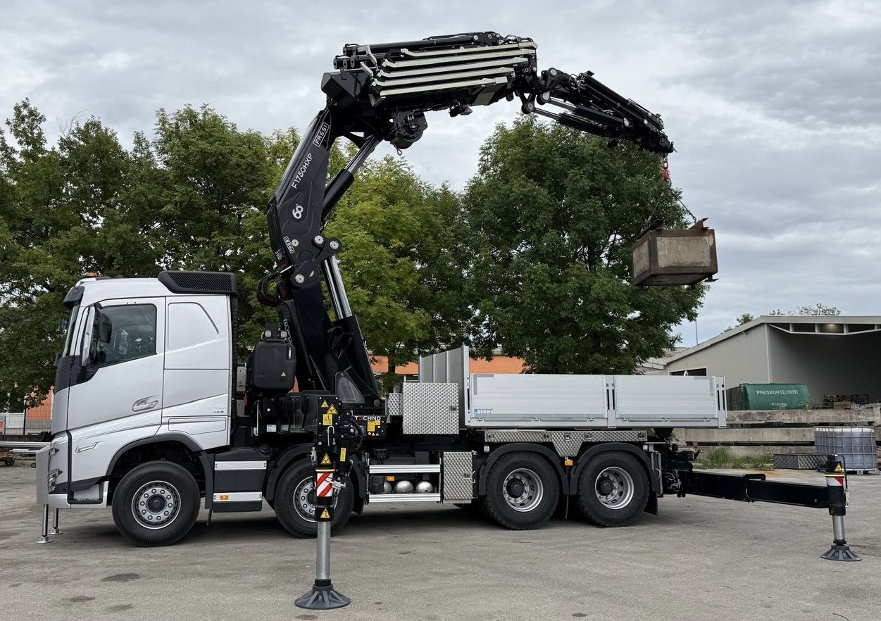 VOLVO Fassi F1750-8 JIB-6 Hiab Palfinger - Kraanwagen: afbeelding 4 VOLVO Fassi F1750-8 JIB-6 Hiab Palfinger - Kraanwagen: afbeelding 4