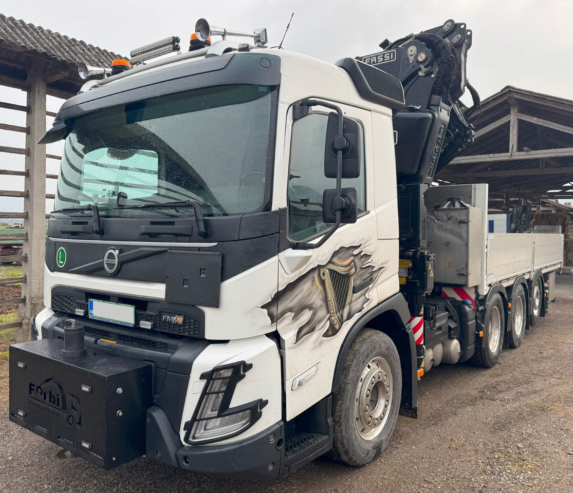 VOLVO Hiab Palfinger Fassi F710-6 JIB-4 - Kraanwagen: afbeelding 1 VOLVO Hiab Palfinger Fassi F710-6 JIB-4 - Kraanwagen: afbeelding 1