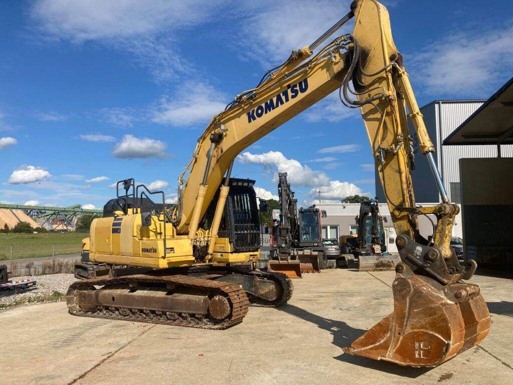 Komatsu PC210LC-11 - Rupsgraafmachine: afbeelding 1 Komatsu PC210LC-11 - Rupsgraafmachine: afbeelding 1