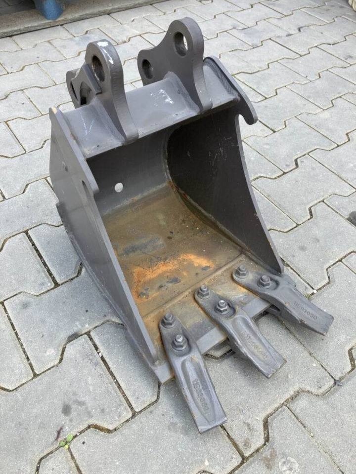 Volvo Tieflöffel mit Zähnen - Festanbau - Graaflaadmachine: afbeelding 1 Volvo Tieflöffel mit Zähnen - Festanbau - Graaflaadmachine: afbeelding 1