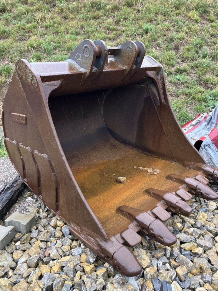 Volvo Tieflöffel mit Zähnen S3 - Graaflaadmachine: afbeelding 1 Volvo Tieflöffel mit Zähnen S3 - Graaflaadmachine: afbeelding 1