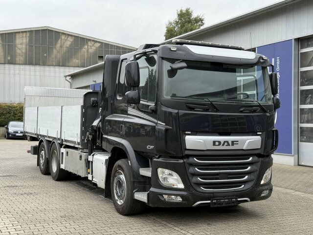 DAF CF 450 FAN 6x2 Pritsche mit Kran HIAB 188 E-6 - Kraanwagen: afbeelding 1 DAF CF 450 FAN 6x2 Pritsche mit Kran HIAB 188 E-6 - Kraanwagen: afbeelding 1