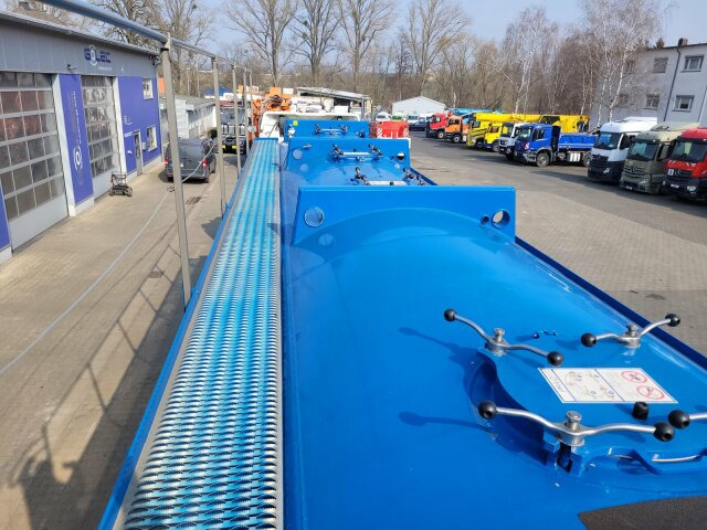 Feldbinder EUT 56.3 Silo 56.000 L 3 Achse - Bulkoplegger: afbeelding 2 Feldbinder EUT 56.3 Silo 56.000 L 3 Achse - Bulkoplegger: afbeelding 2