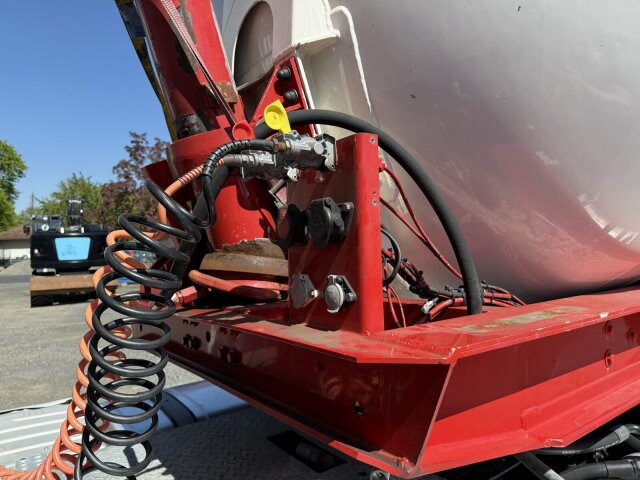 Feldbinder KIP 60.3 Silo 60.000 L 3 Achse ADR - Bulkoplegger: afbeelding 3 Feldbinder KIP 60.3 Silo 60.000 L 3 Achse ADR - Bulkoplegger: afbeelding 3