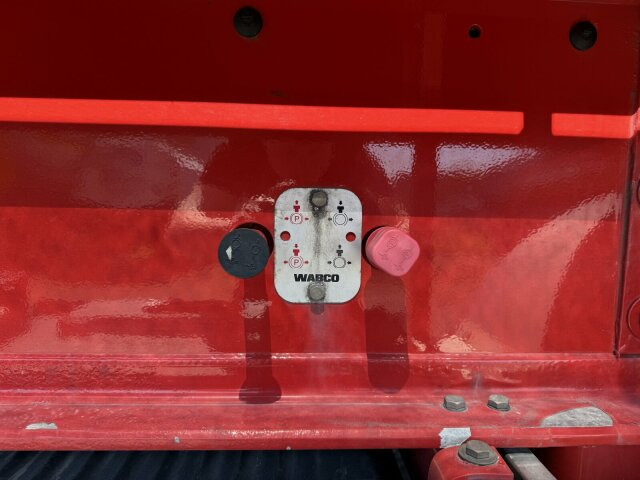 Feldbinder KIP 60.3 Silo 60.000 L 3 Achse ADR - Bulkoplegger: afbeelding 4 Feldbinder KIP 60.3 Silo 60.000 L 3 Achse ADR - Bulkoplegger: afbeelding 4