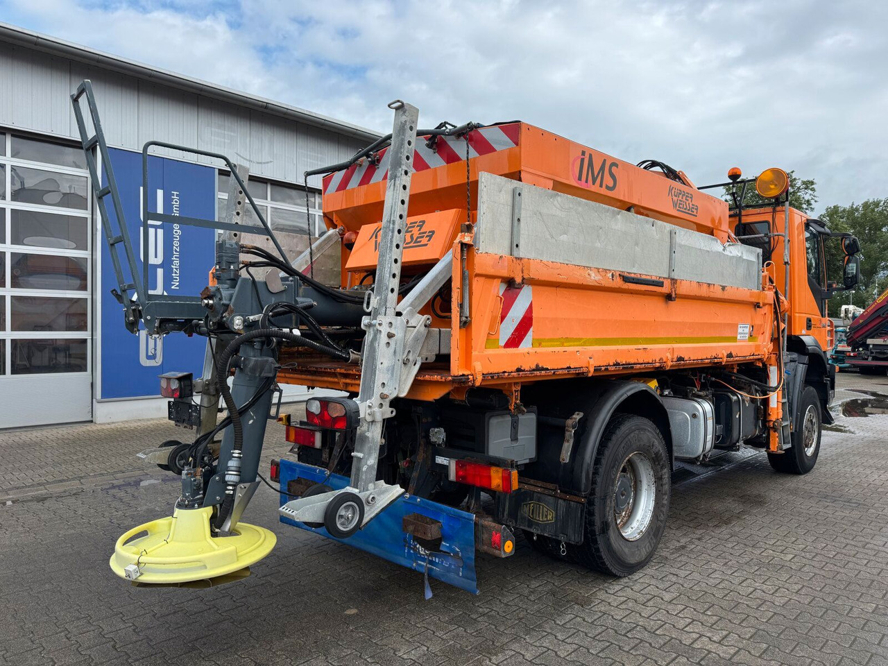 Iveco TRAKKER Kipper Kran TEREX 85.2 Winterdienst - Kipper vrachtwagen, Kraanwagen: afbeelding 4 Iveco TRAKKER Kipper Kran TEREX 85.2 Winterdienst - Kipper vrachtwagen, Kraanwagen: afbeelding 4