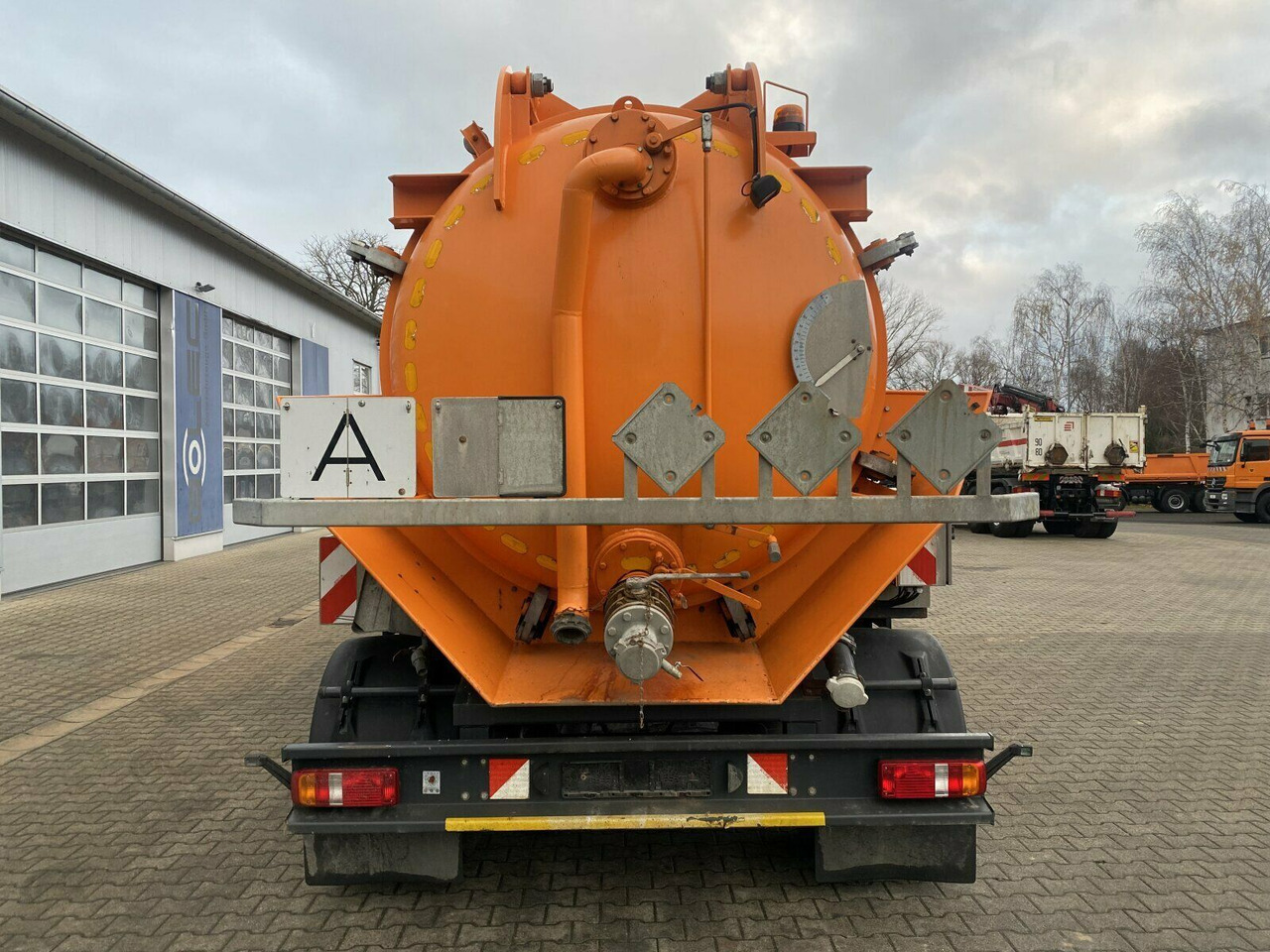 LEISTIKOW Sauganhänger 15.100 L / 2 Kammern - Vacuümwagen: afbeelding 5 LEISTIKOW Sauganhänger 15.100 L / 2 Kammern - Vacuümwagen: afbeelding 5