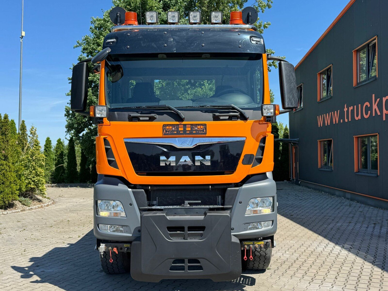 MAN TGS 18.320 4x4 BL Euro 6 Kipper + Winterdienst - Kipper vrachtwagen: afbeelding 3 MAN TGS 18.320 4x4 BL Euro 6 Kipper + Winterdienst - Kipper vrachtwagen: afbeelding 3