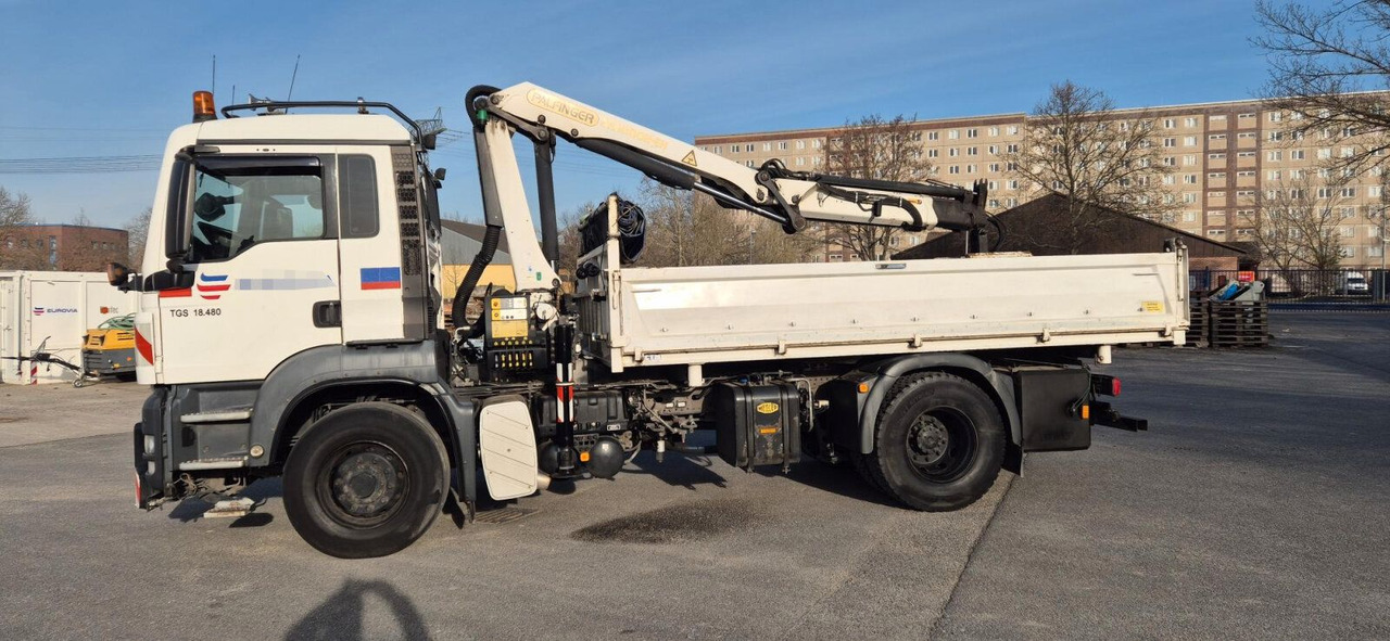 MAN TGS 18.480 4x4H Winter. Kipper Kran PALFINGER 12 - Kipper vrachtwagen, Kraanwagen: afbeelding 2 MAN TGS 18.480 4x4H Winter. Kipper Kran PALFINGER 12 - Kipper vrachtwagen, Kraanwagen: afbeelding 2
