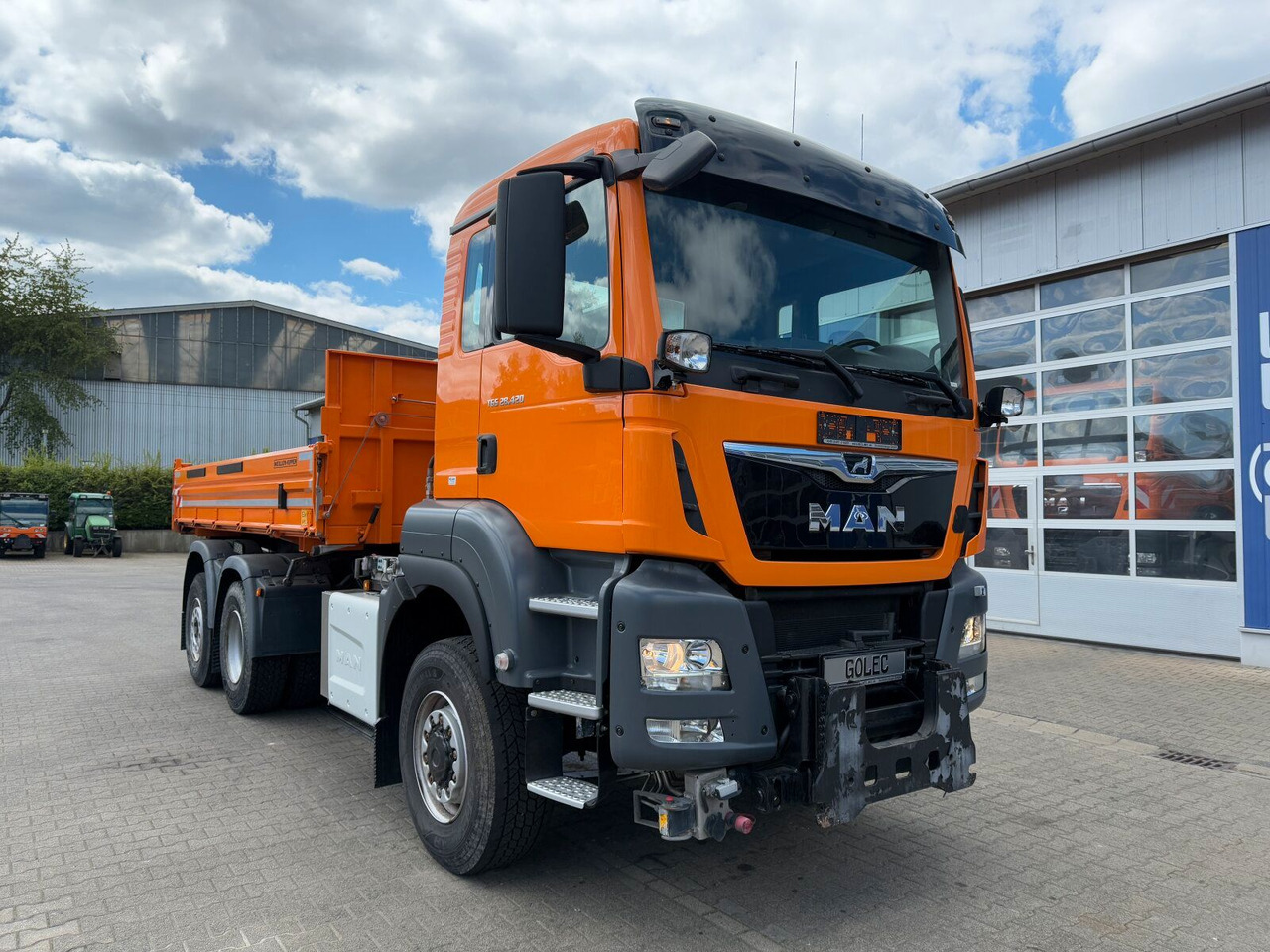 MAN TGS 28.420 6x4-4 Meiller Kipper Winterdienst - Kipper vrachtwagen: afbeelding 1 MAN TGS 28.420 6x4-4 Meiller Kipper Winterdienst - Kipper vrachtwagen: afbeelding 1
