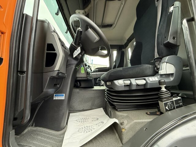 Kipper vrachtwagen MAN TGS 33.400 6x6 MEILLER Kipper Euro 5 Winterd.: afbeelding 15 Kipper vrachtwagen MAN TGS 33.400 6x6 MEILLER Kipper Euro 5 Winterd.: afbeelding 15