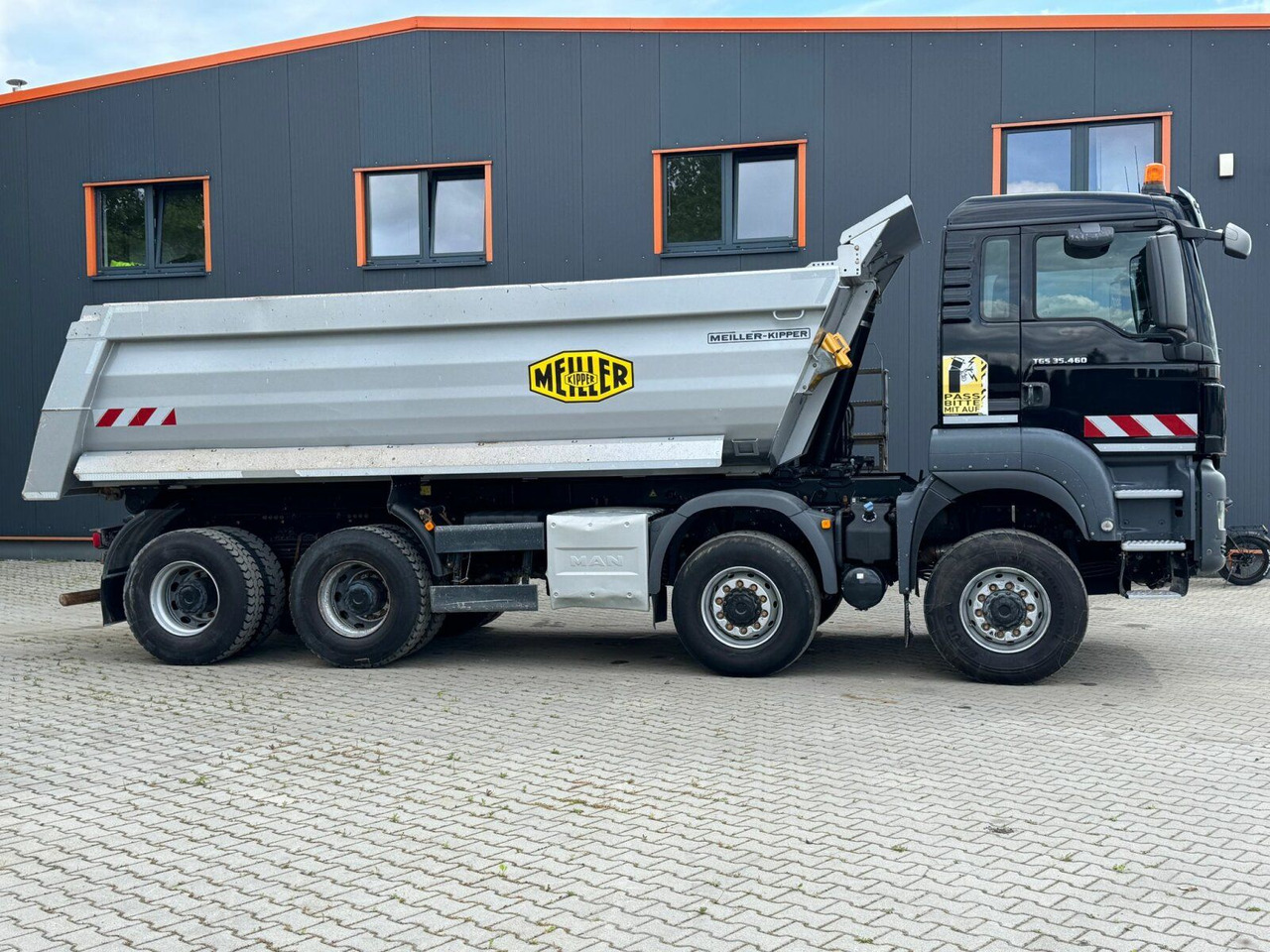 MAN TGS 35.460 8x6 BB Muldenkipper Meiller - Kipper vrachtwagen: afbeelding 4 MAN TGS 35.460 8x6 BB Muldenkipper Meiller - Kipper vrachtwagen: afbeelding 4